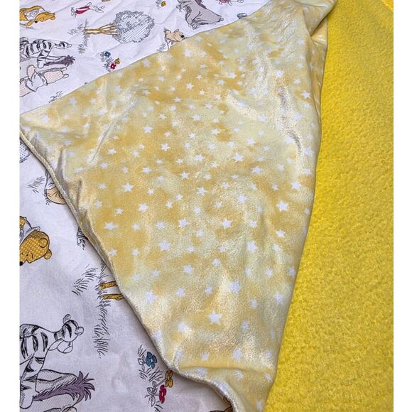 Winnie The Pooh and Friends Reversible Baby Crib Blanket - Picture 3 of 5